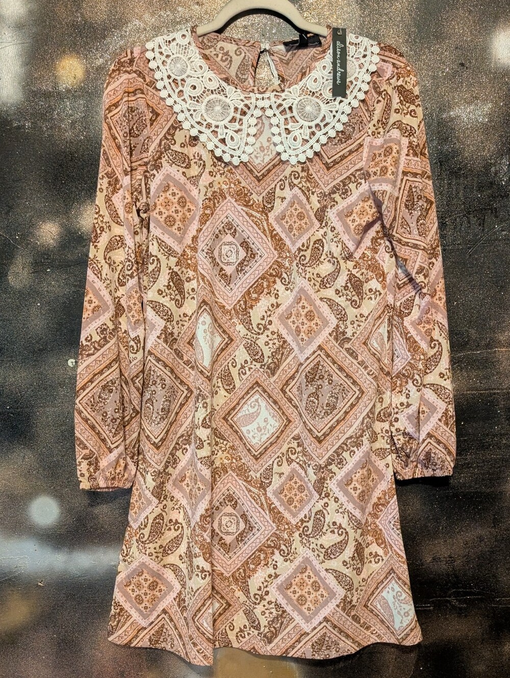 Women's Pink Paisley Lace-Collar Dress